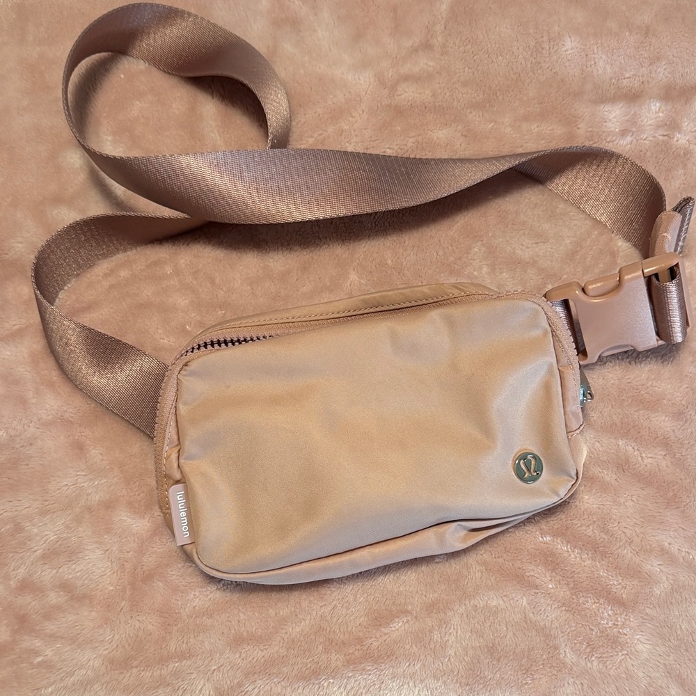lululemon athletica Mini Bag in Tan